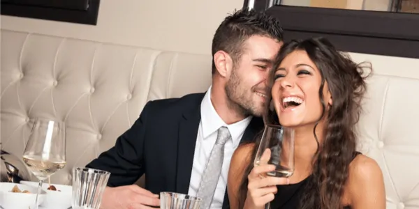 How to Set a Date with a Girl and Build Attraction