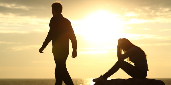 When To Walk Away From Women – Toxic Girls and Difficult Dating